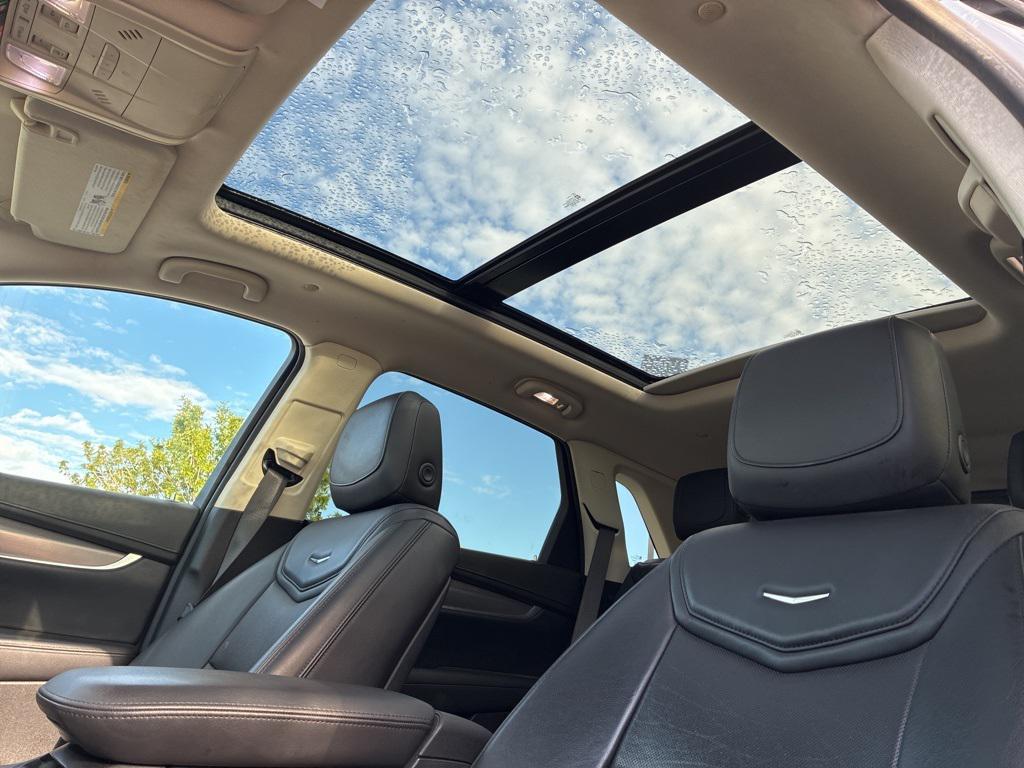 used 2018 Cadillac XT5 car, priced at $17,095