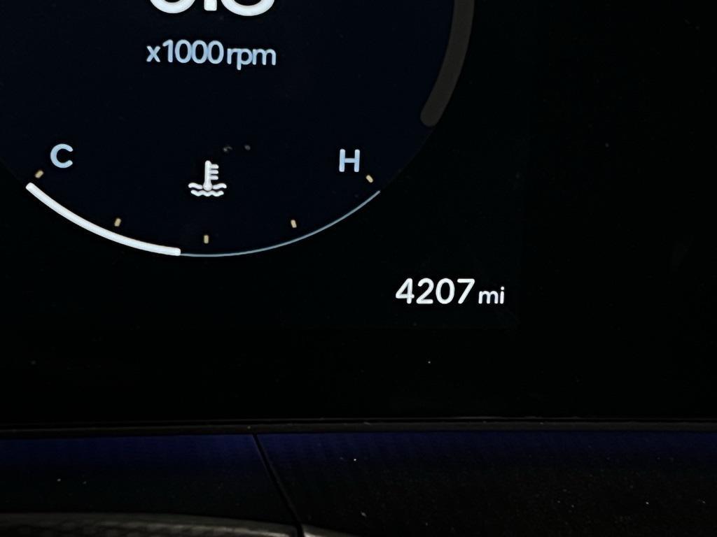 used 2025 Hyundai Santa Fe car, priced at $36,075