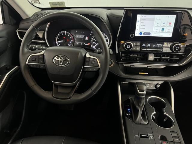 used 2024 Toyota Highlander car, priced at $41,673