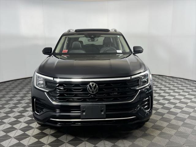 used 2024 Volkswagen Atlas car, priced at $42,273