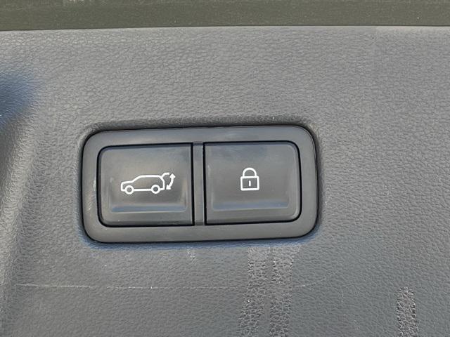 used 2024 Hyundai Santa Fe car, priced at $30,973