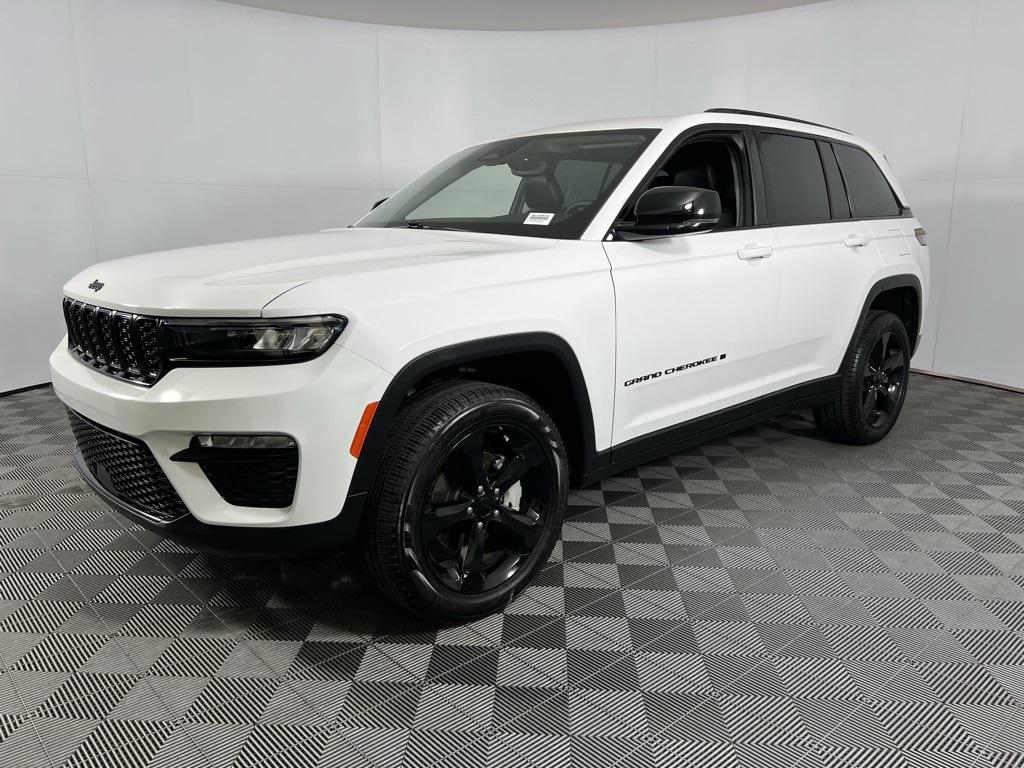 used 2023 Jeep Grand Cherokee car, priced at $31,375