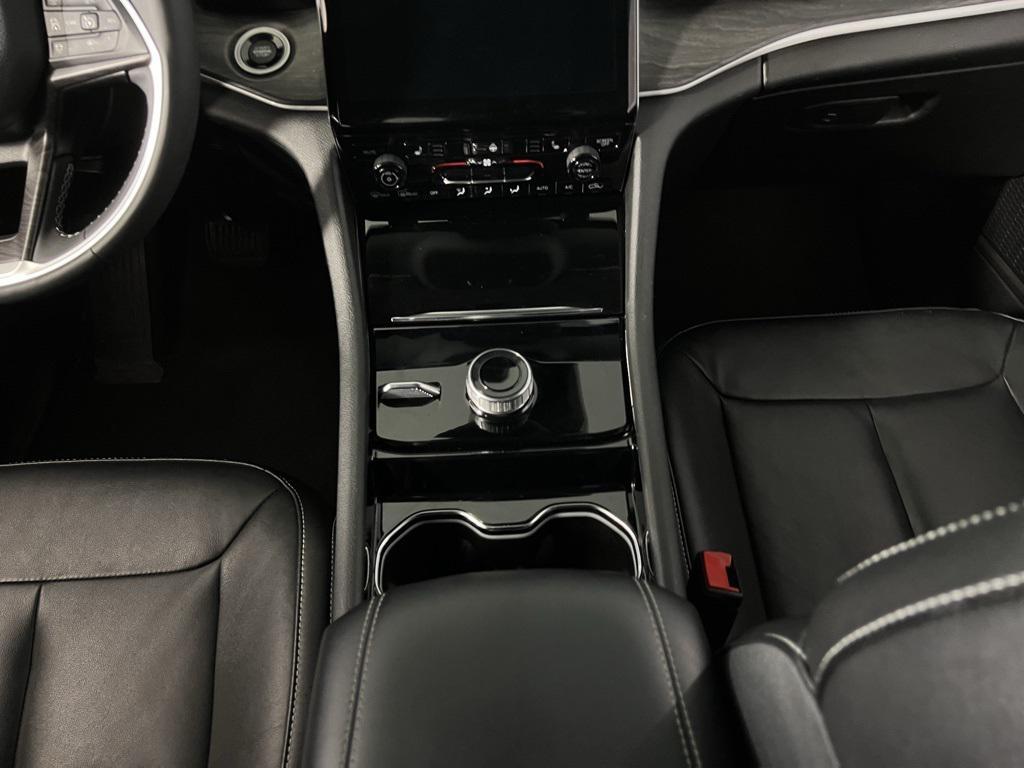 used 2023 Jeep Grand Cherokee car, priced at $31,375