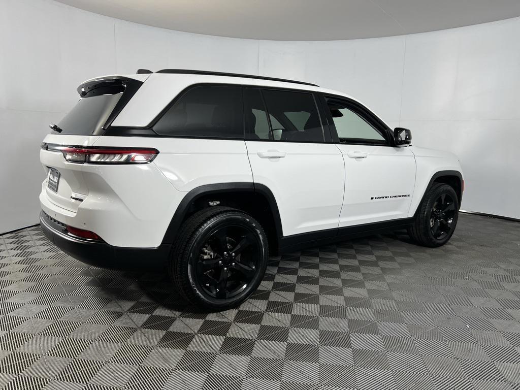 used 2023 Jeep Grand Cherokee car, priced at $31,375