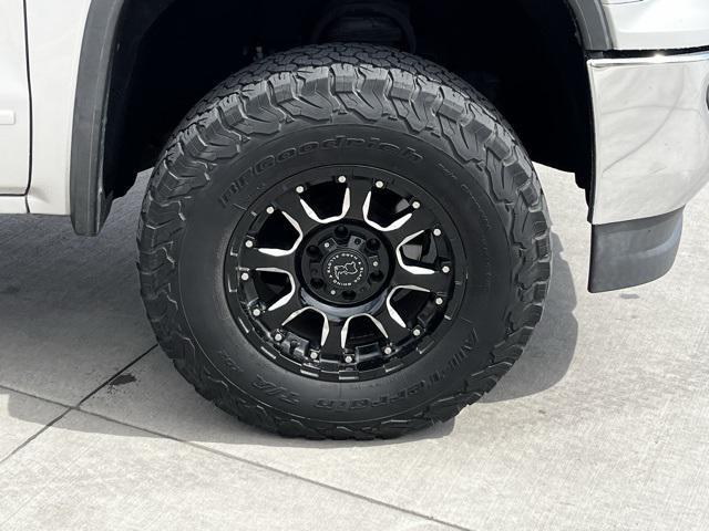 used 2017 GMC Sierra 1500 car, priced at $25,995