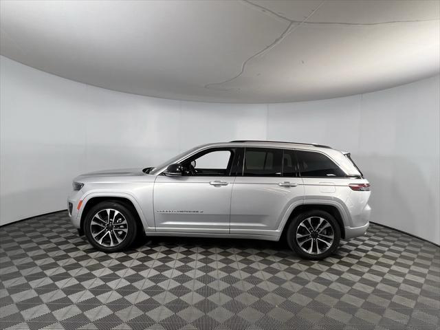 used 2022 Jeep Grand Cherokee car, priced at $39,075