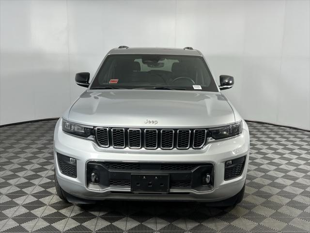 used 2022 Jeep Grand Cherokee car, priced at $39,075