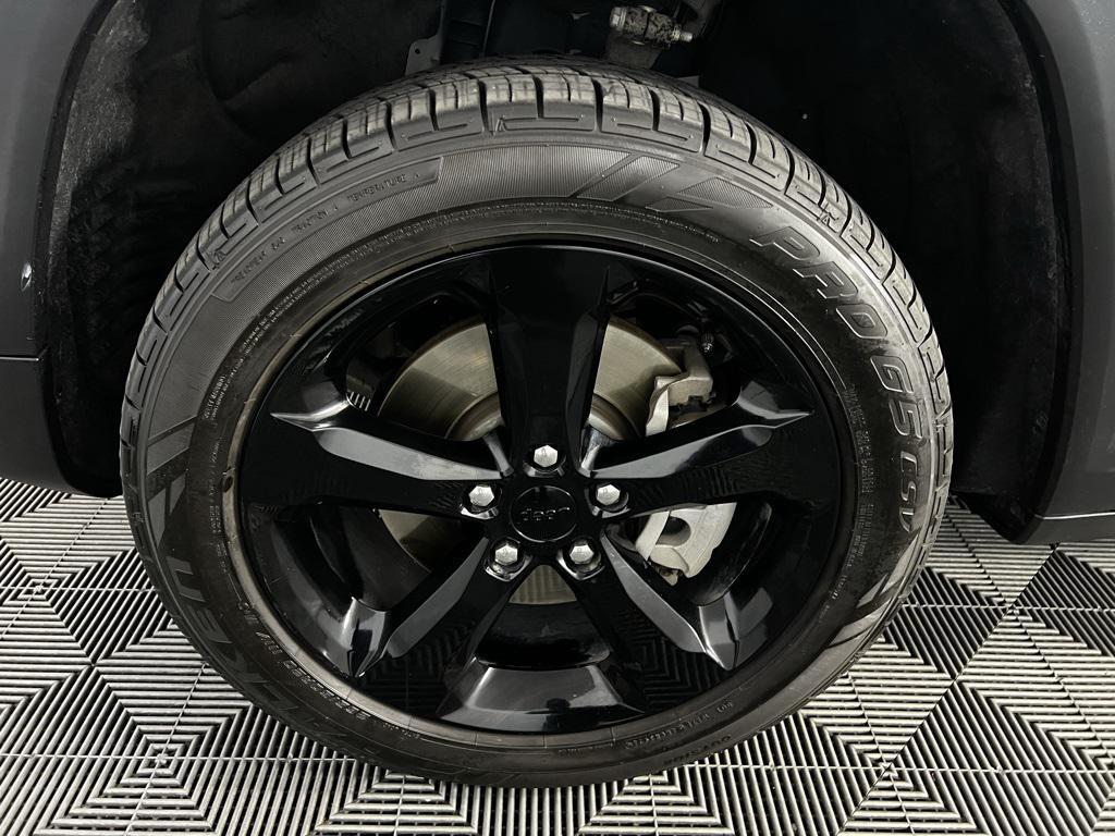 used 2022 Jeep Grand Cherokee L car, priced at $27,573