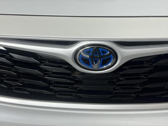 used 2022 Toyota Highlander Hybrid car, priced at $42,573