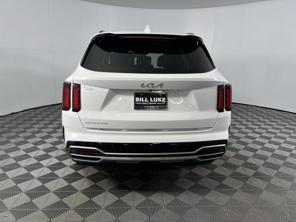 used 2023 Kia Sorento car, priced at $26,075