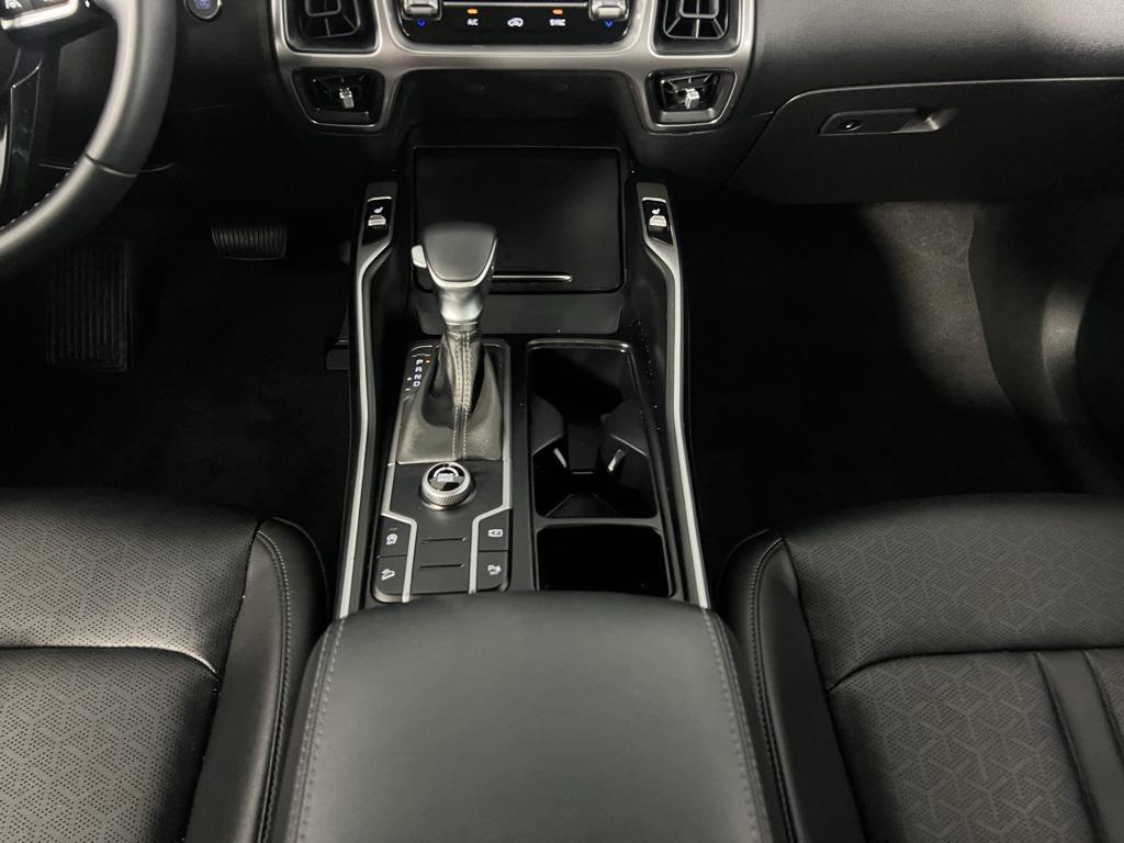 used 2023 Kia Sorento car, priced at $26,075