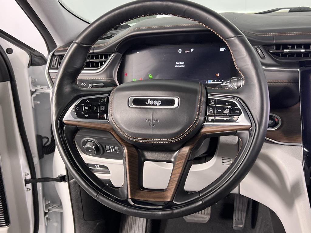 used 2023 Jeep Grand Cherokee car, priced at $40,473