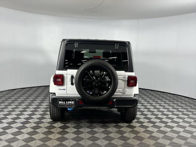 used 2022 Jeep Wrangler Unlimited car, priced at $33,875