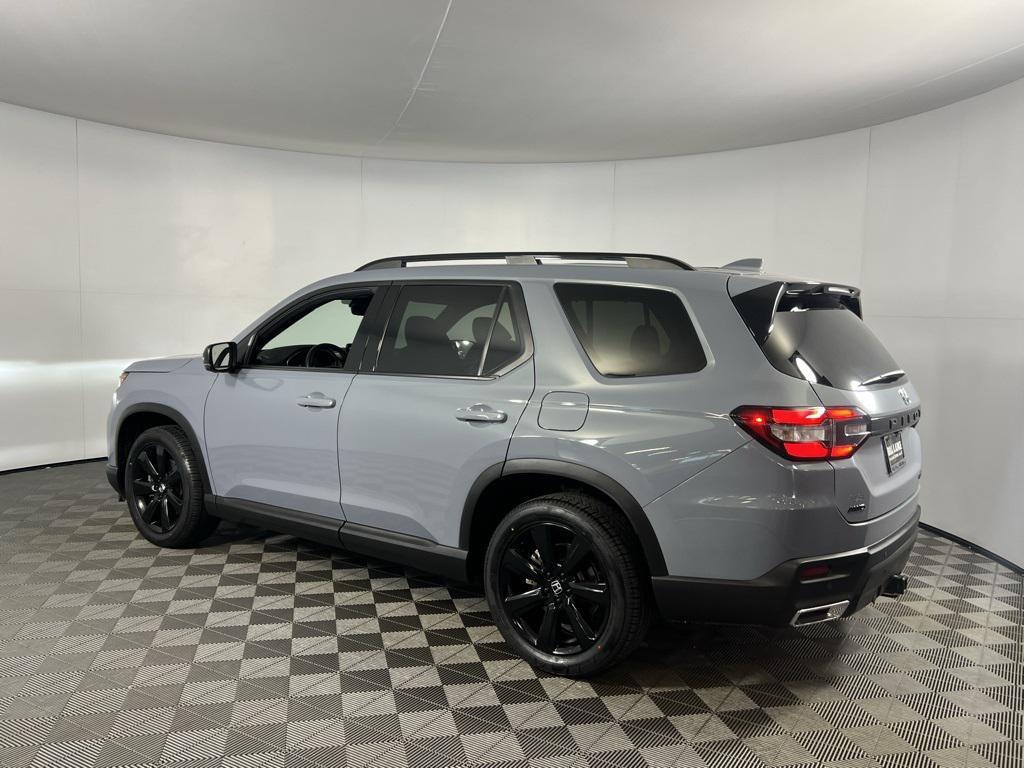 used 2025 Honda Pilot car, priced at $41,173