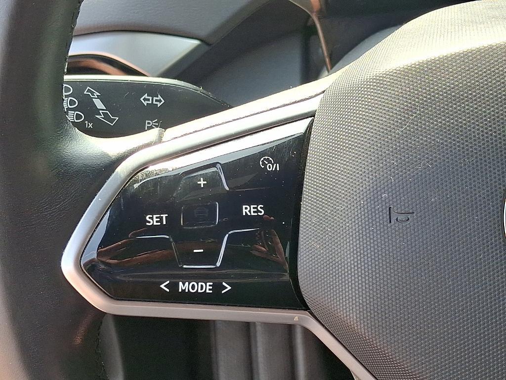 used 2021 Volkswagen ID.4 car, priced at $23,290