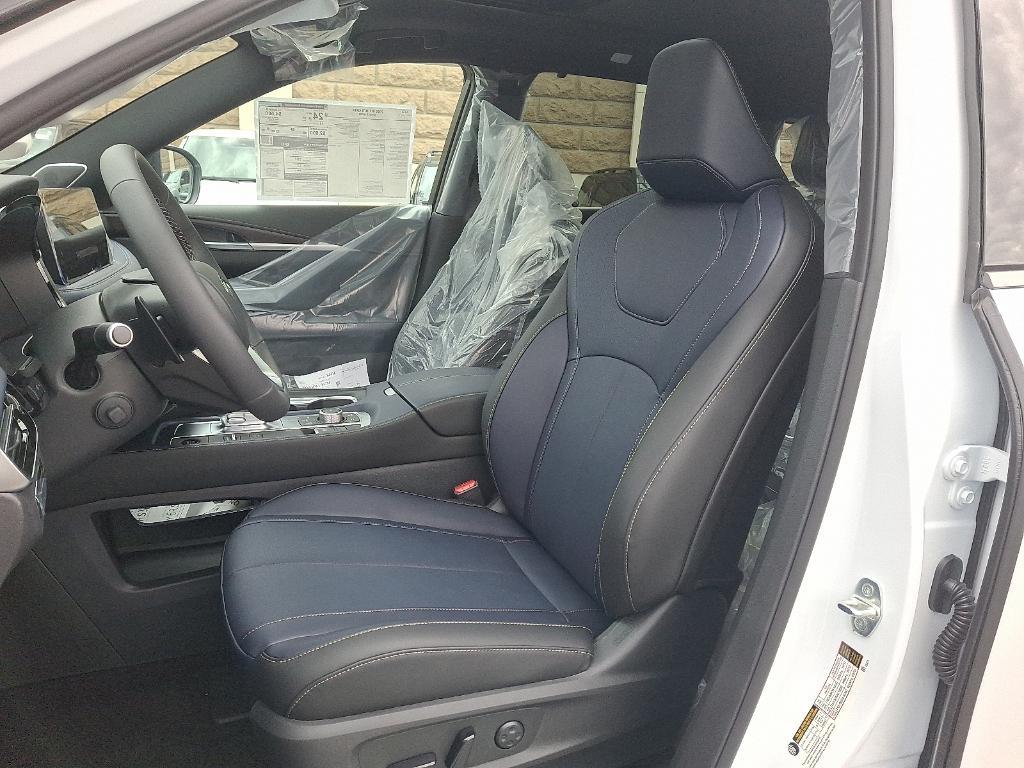 new 2026 INFINITI QX60 car, priced at $67,385