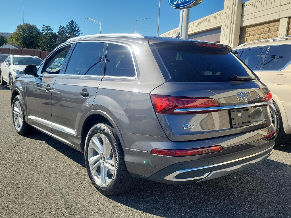 used 2023 Audi Q7 car, priced at $47,302