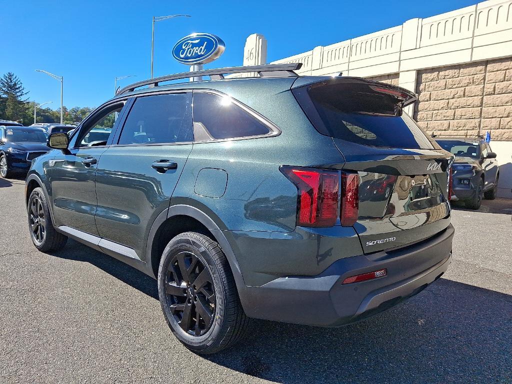 used 2023 Kia Sorento car, priced at $27,988