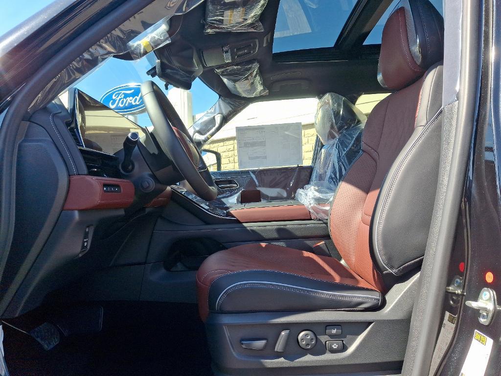 new 2025 INFINITI QX80 car, priced at $112,590