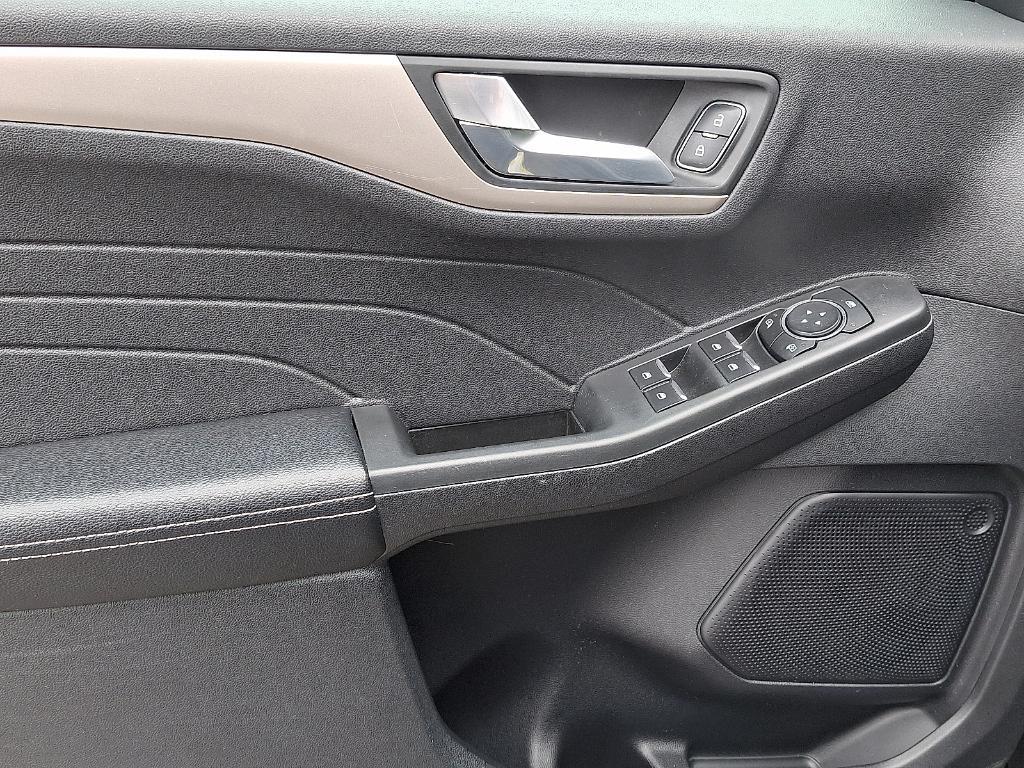 used 2022 Ford Escape car, priced at $24,763