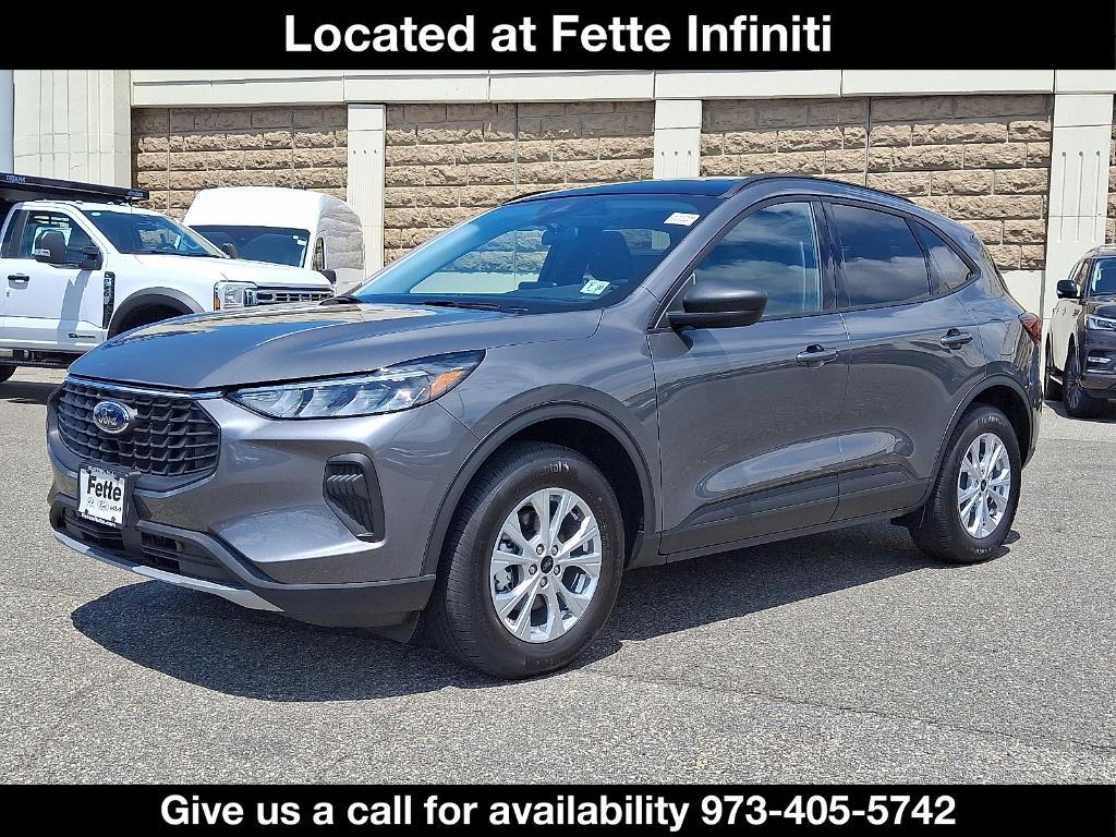 used 2025 Ford Escape car, priced at $28,973