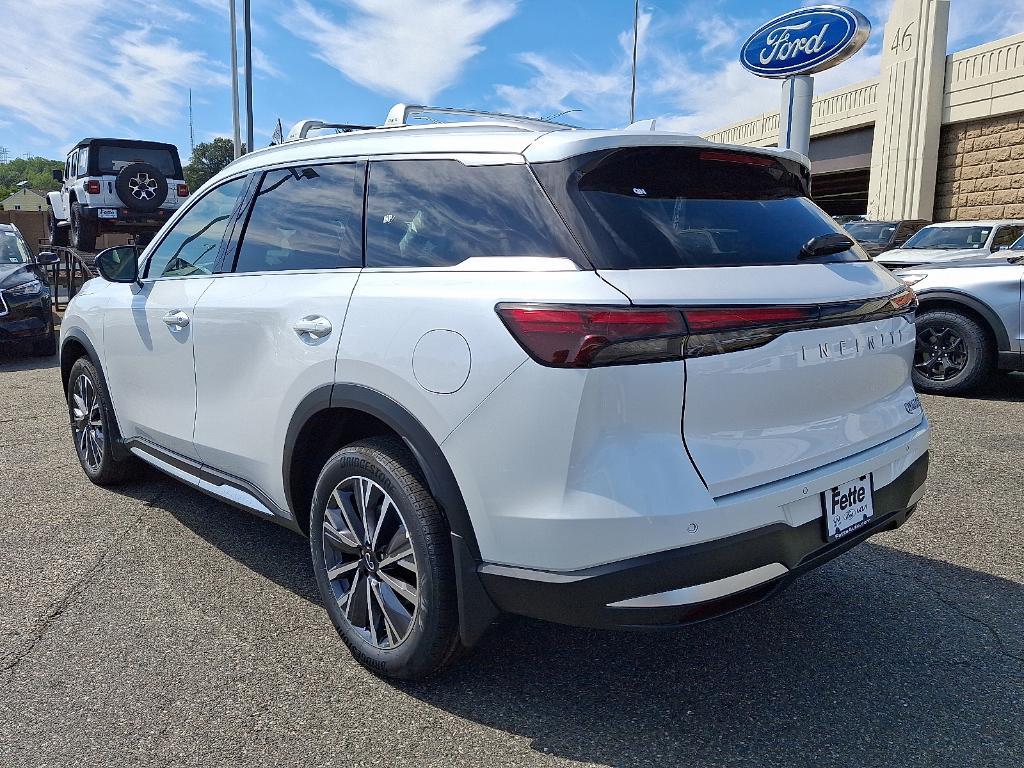 new 2026 INFINITI QX60 car, priced at $62,955