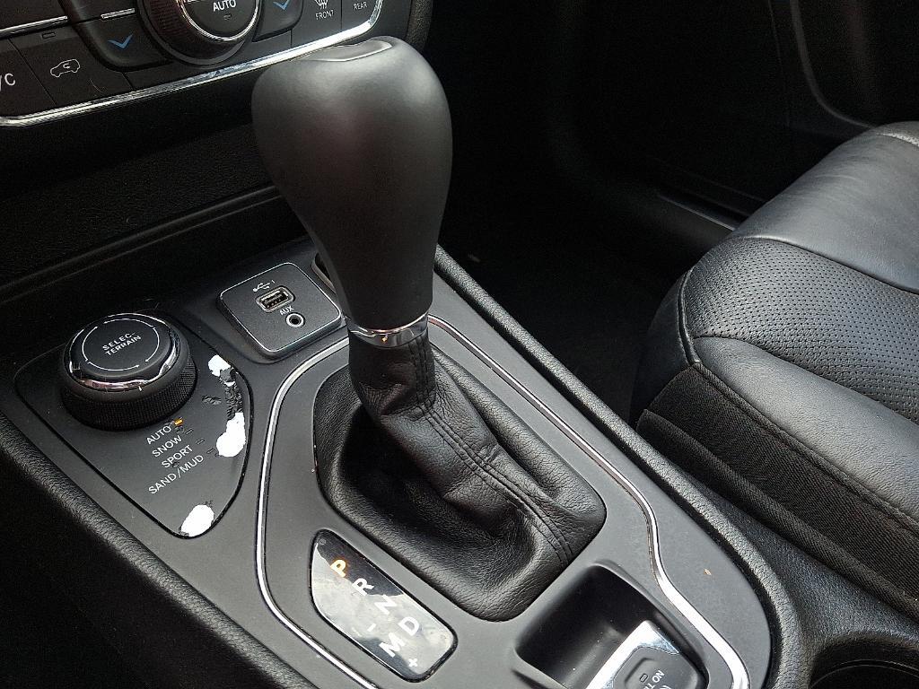 used 2019 Jeep Cherokee car, priced at $16,975