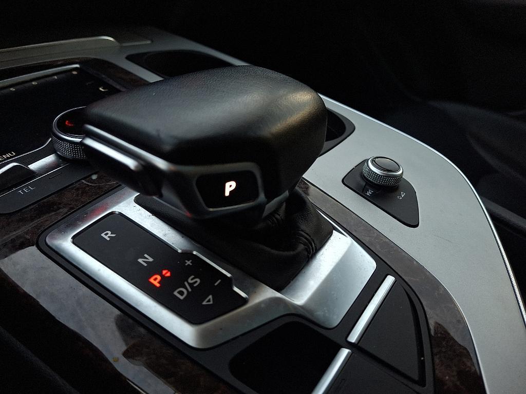 used 2019 Audi Q7 car, priced at $19,298