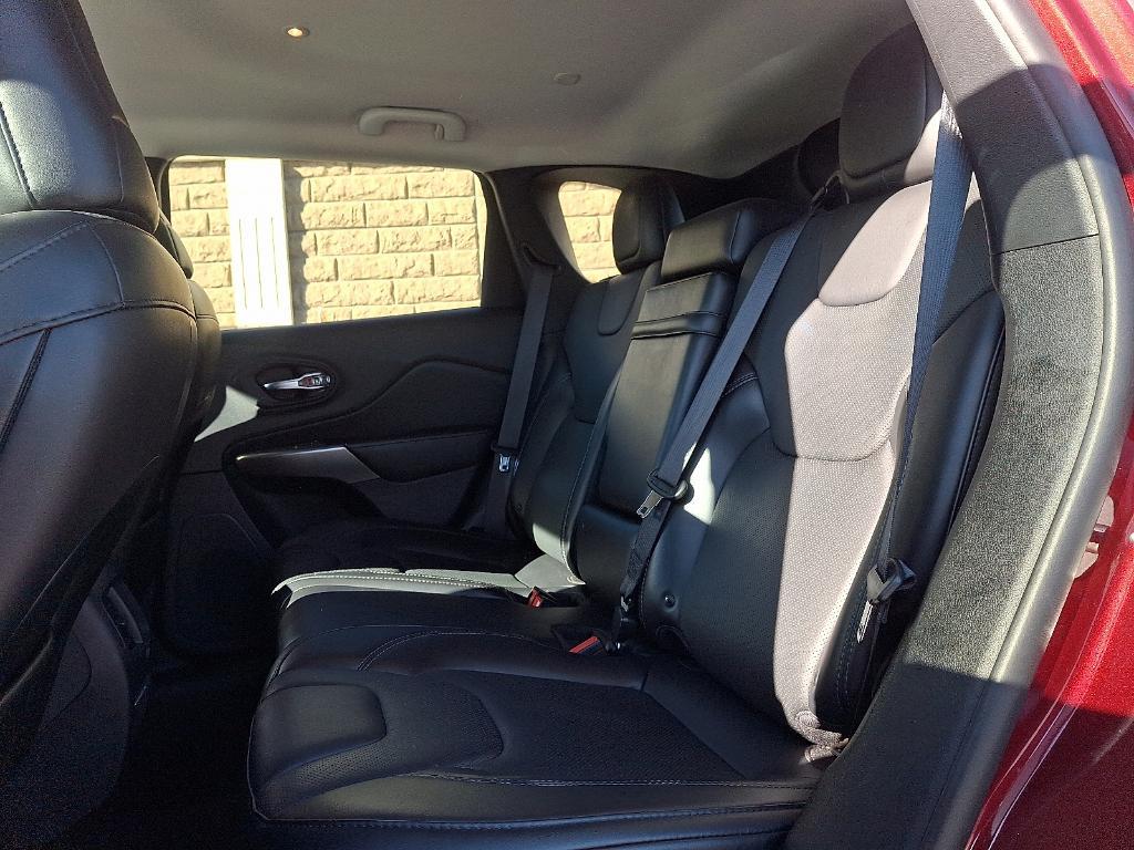 used 2019 Jeep Cherokee car, priced at $20,697