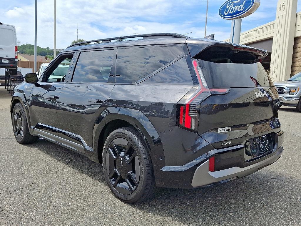 used 2024 Kia EV9 car, priced at $53,989