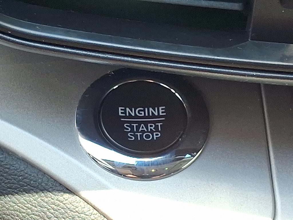 used 2022 Ford Explorer car, priced at $27,767