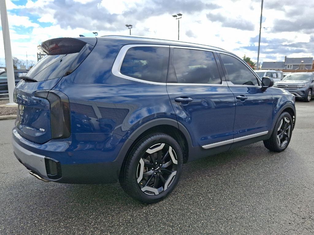 used 2023 Kia Telluride car, priced at $37,387