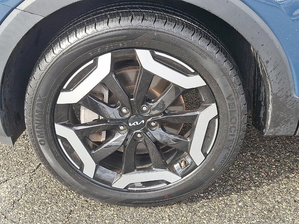 used 2023 Kia Telluride car, priced at $37,387