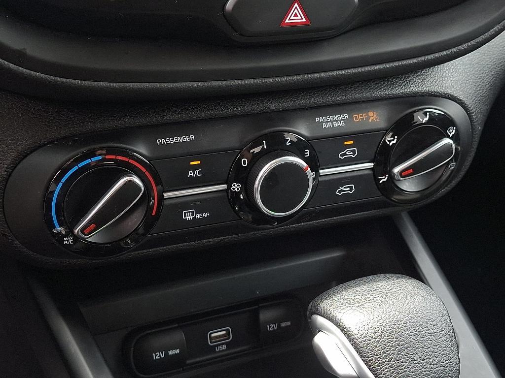 used 2022 Kia Soul car, priced at $17,998