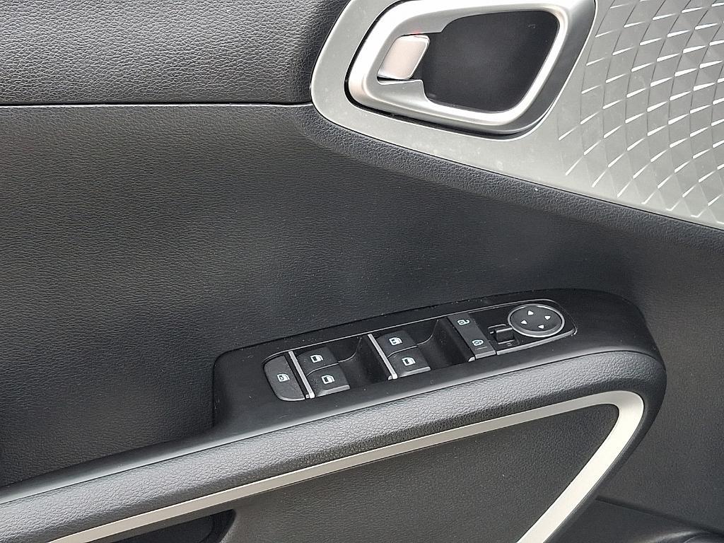 used 2022 Kia Soul car, priced at $17,998