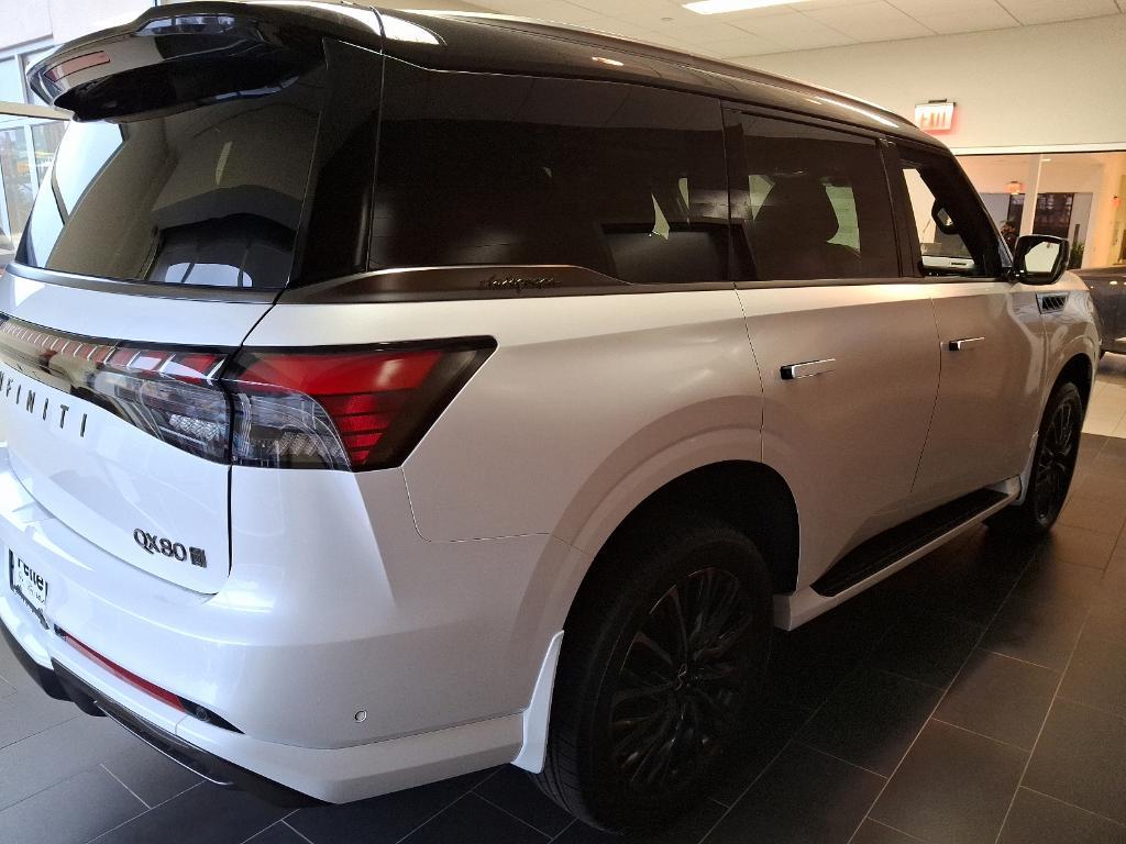 new 2025 INFINITI QX80 car, priced at $114,055