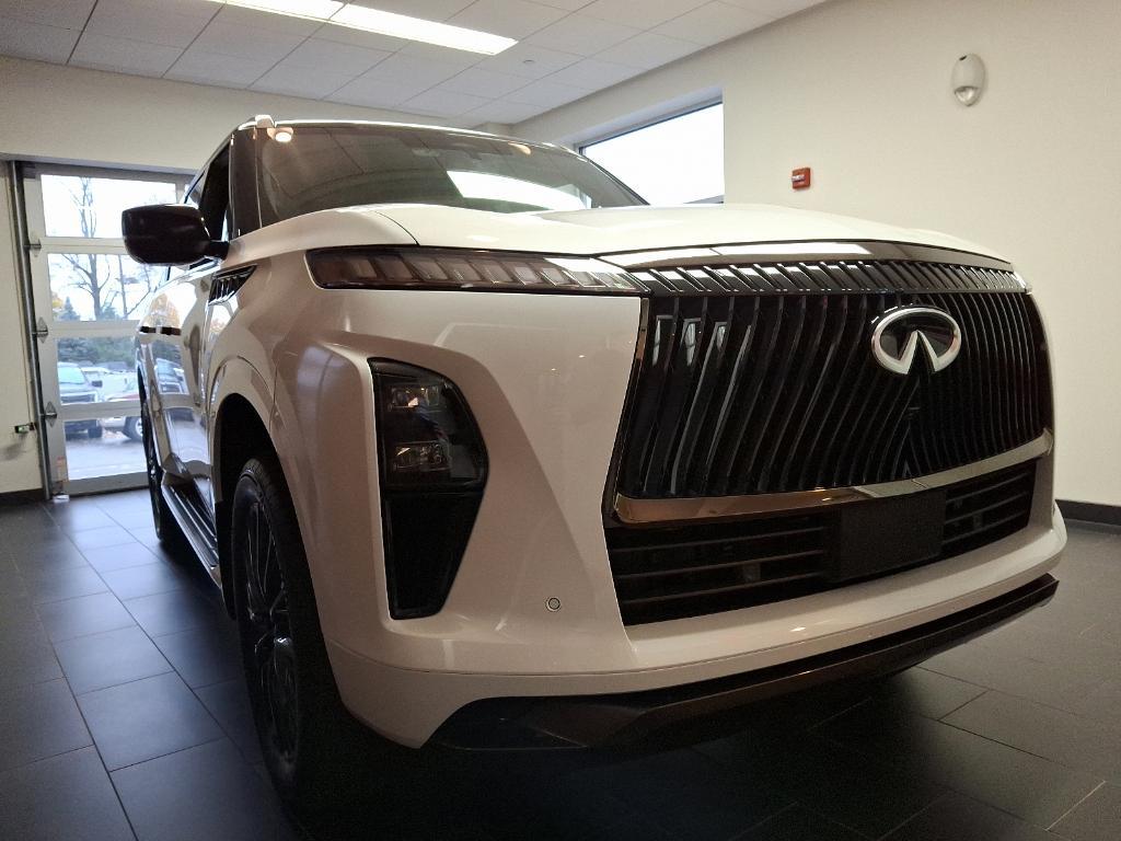 new 2025 INFINITI QX80 car, priced at $114,055