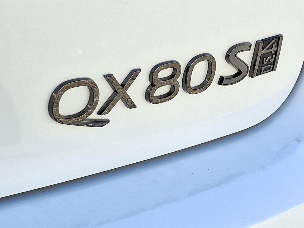 new 2026 INFINITI QX80 car, priced at $105,040
