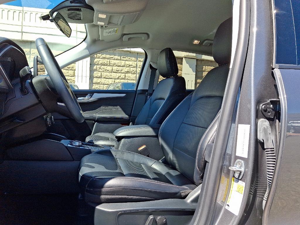 used 2022 Ford Escape car, priced at $24,838