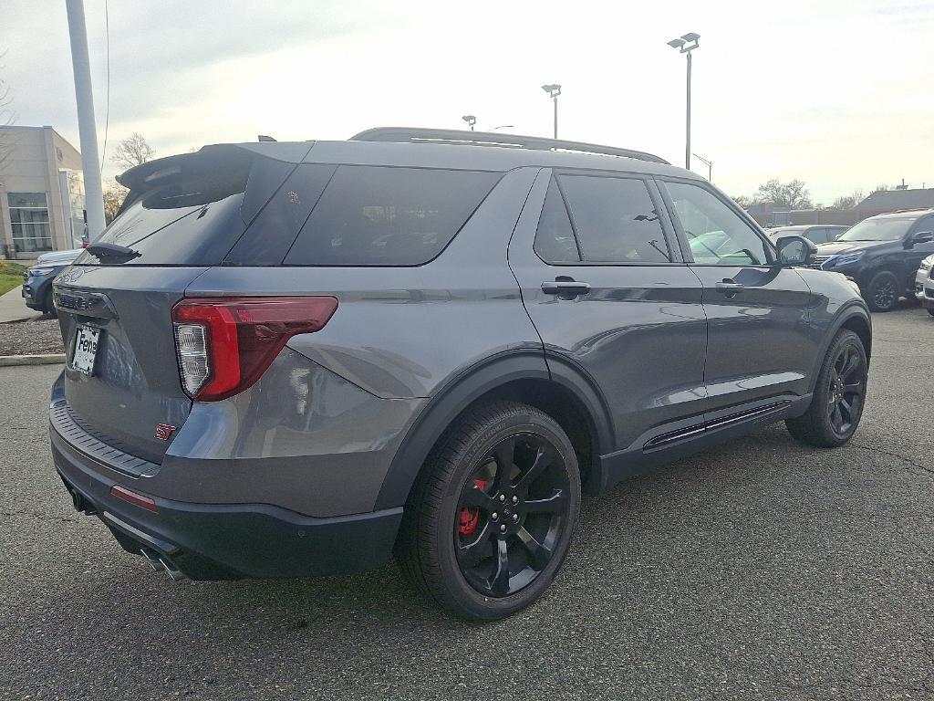 used 2022 Ford Explorer car, priced at $37,819