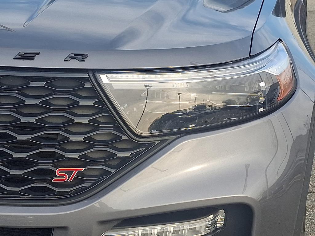 used 2022 Ford Explorer car, priced at $37,819