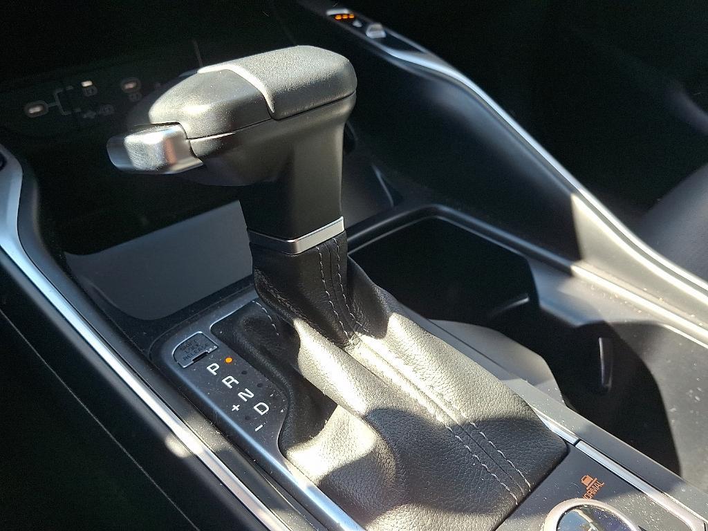 used 2025 Kia Sorento car, priced at $32,837