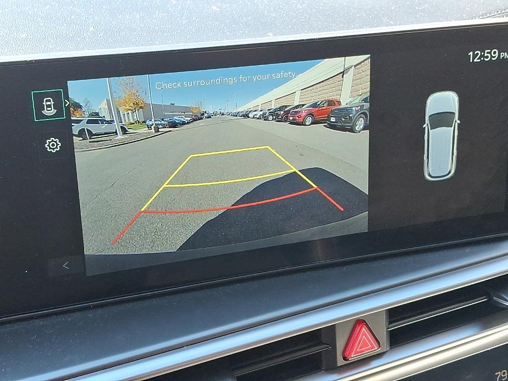 used 2025 Kia Sorento car, priced at $32,837