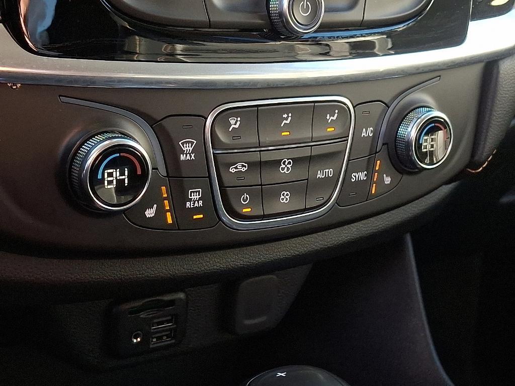 used 2020 Chevrolet Traverse car, priced at $23,150