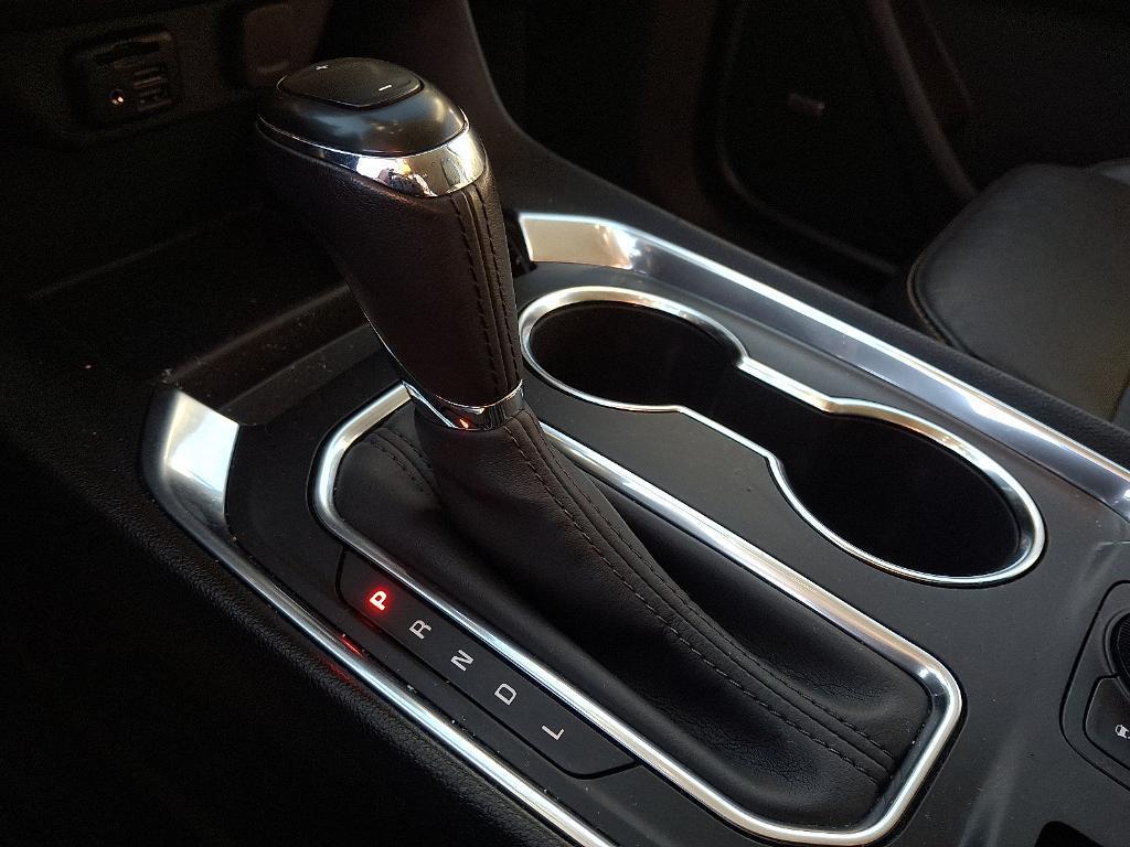 used 2020 Chevrolet Traverse car, priced at $23,150