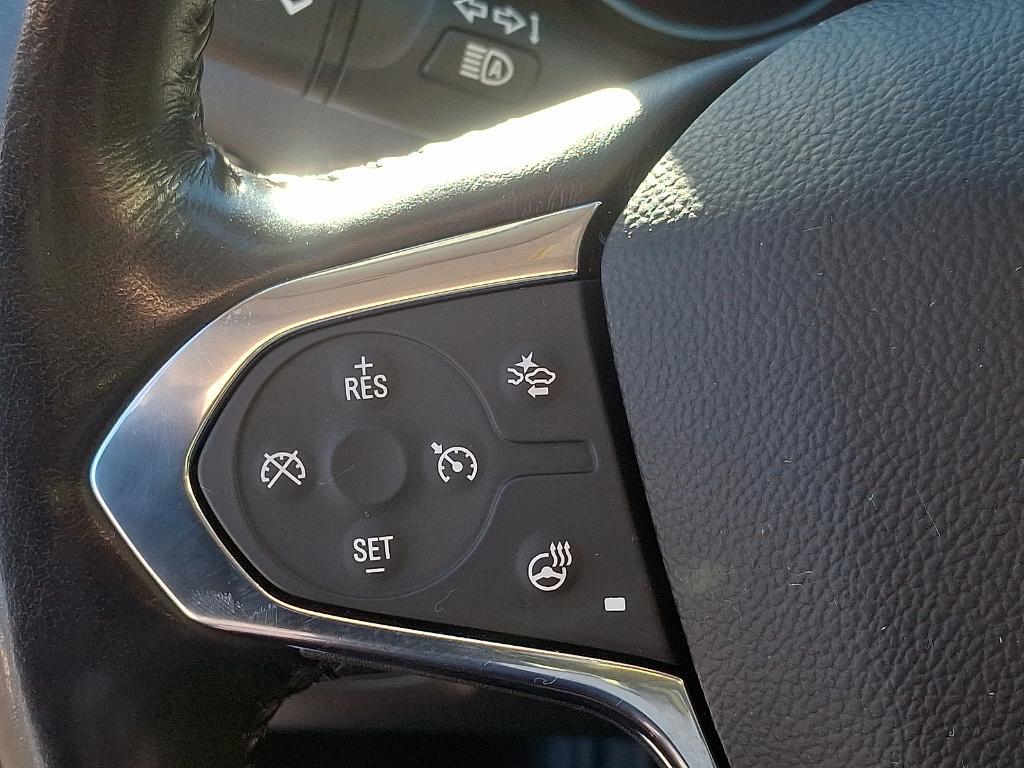 used 2020 Chevrolet Traverse car, priced at $23,150