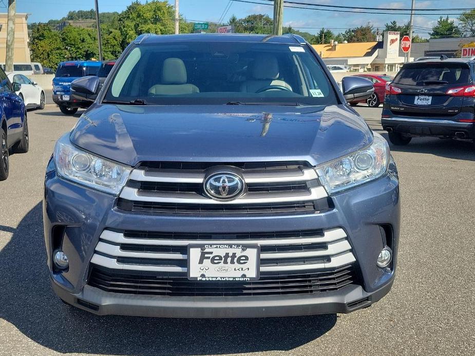 used 2019 Toyota Highlander car, priced at $27,525