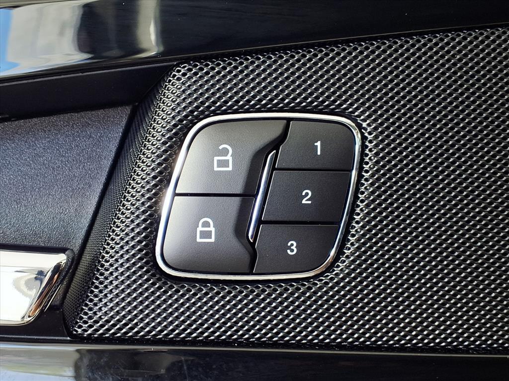 used 2023 Lincoln Nautilus car, priced at $32,969