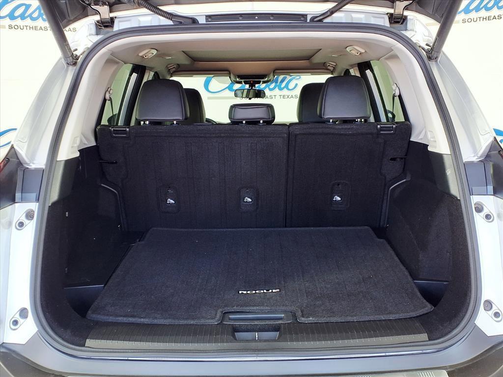 used 2021 Nissan Rogue car, priced at $19,989