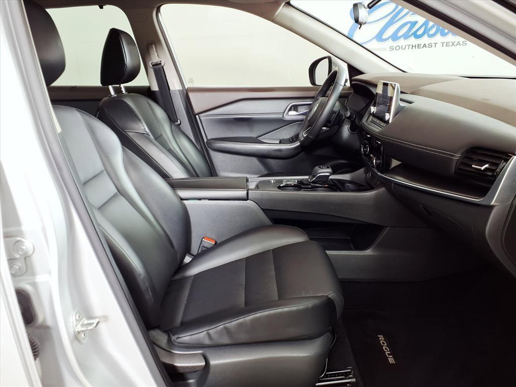 used 2021 Nissan Rogue car, priced at $19,989